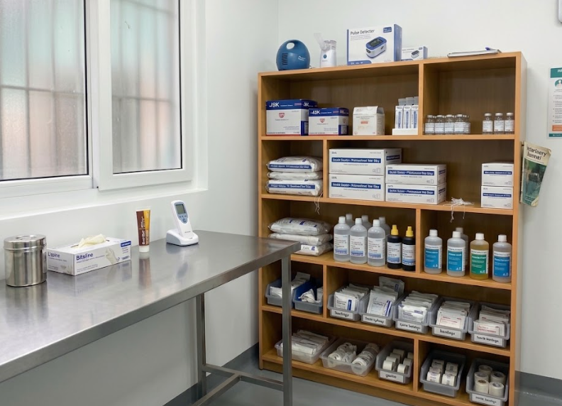 Dressing and supply room